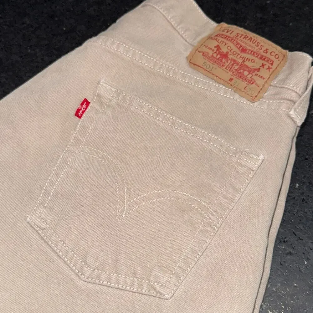 UEC LEVI’S KHAKI 501 ORIGINAL STRAIGHT LEG DENIM JEANS MADE IN MEXICO SZ 31x30